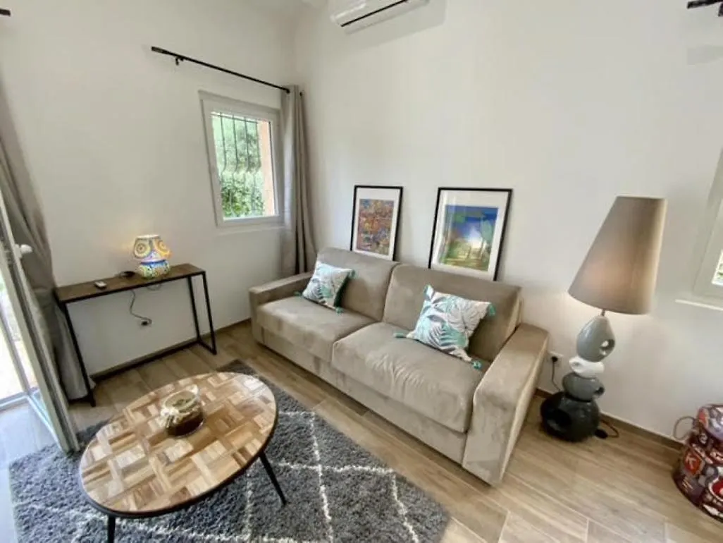 Villa Lagon Villeneuve-Loubet Fransa
